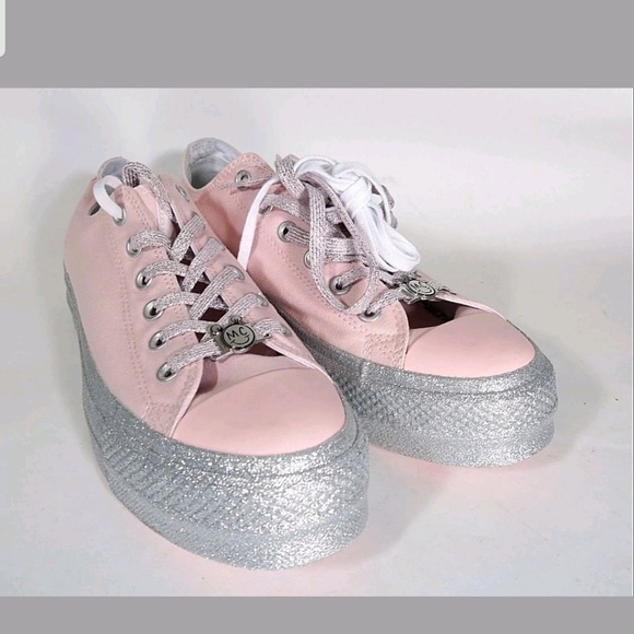 Converse CTAS Miley Cyrus Platform Sneaker Pink - Picture 2 of 6